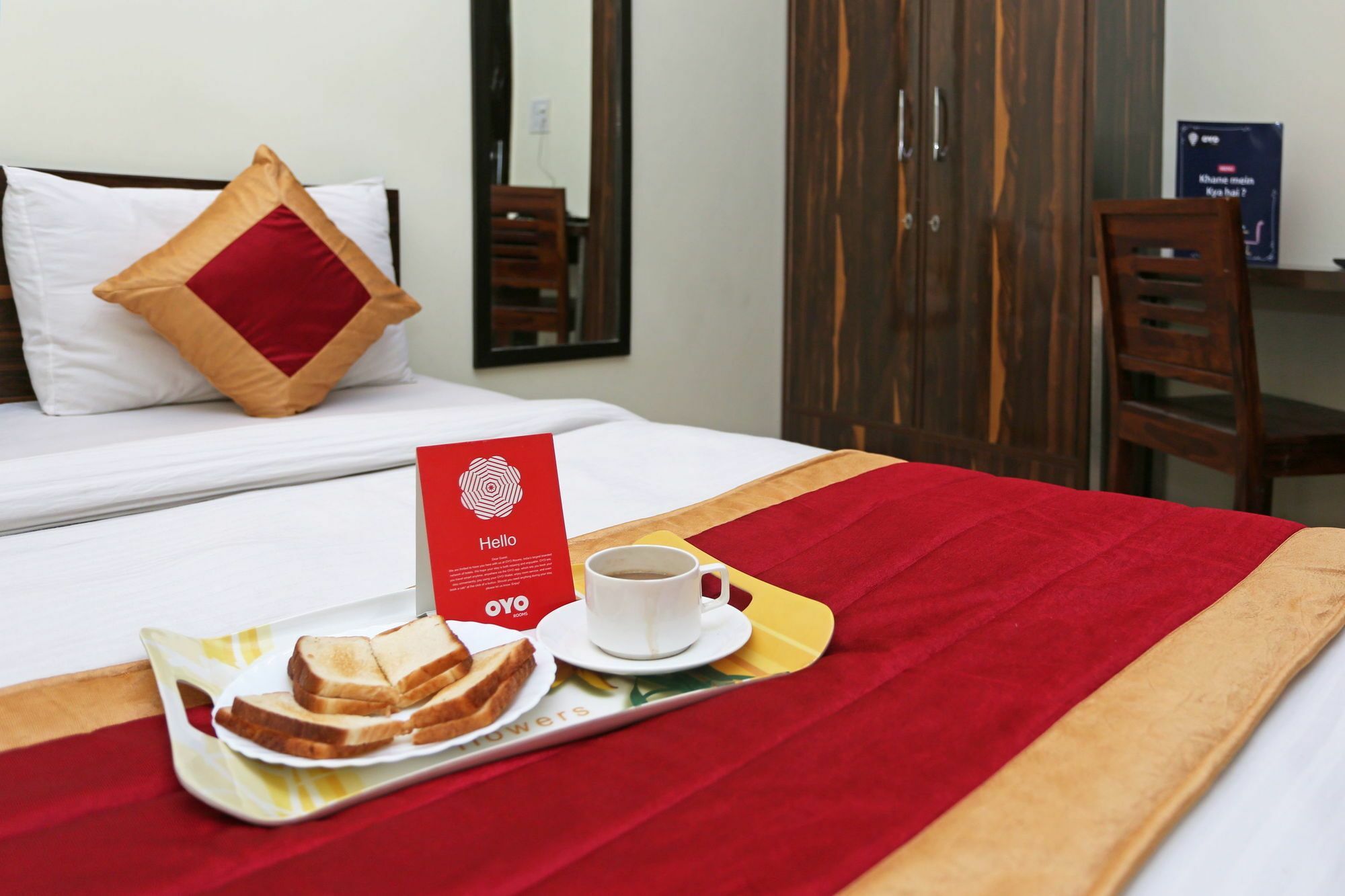 Oyo 4930 Stay Em Residency Нью-Дели Экстерьер фото